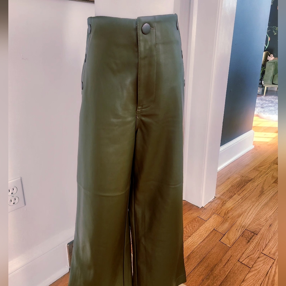 NWT OAT Faux Leather High Waist Cropped Flare Pants (Size 28)